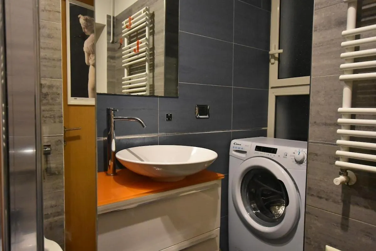 Tourist Nest Apartment Naples 0*,